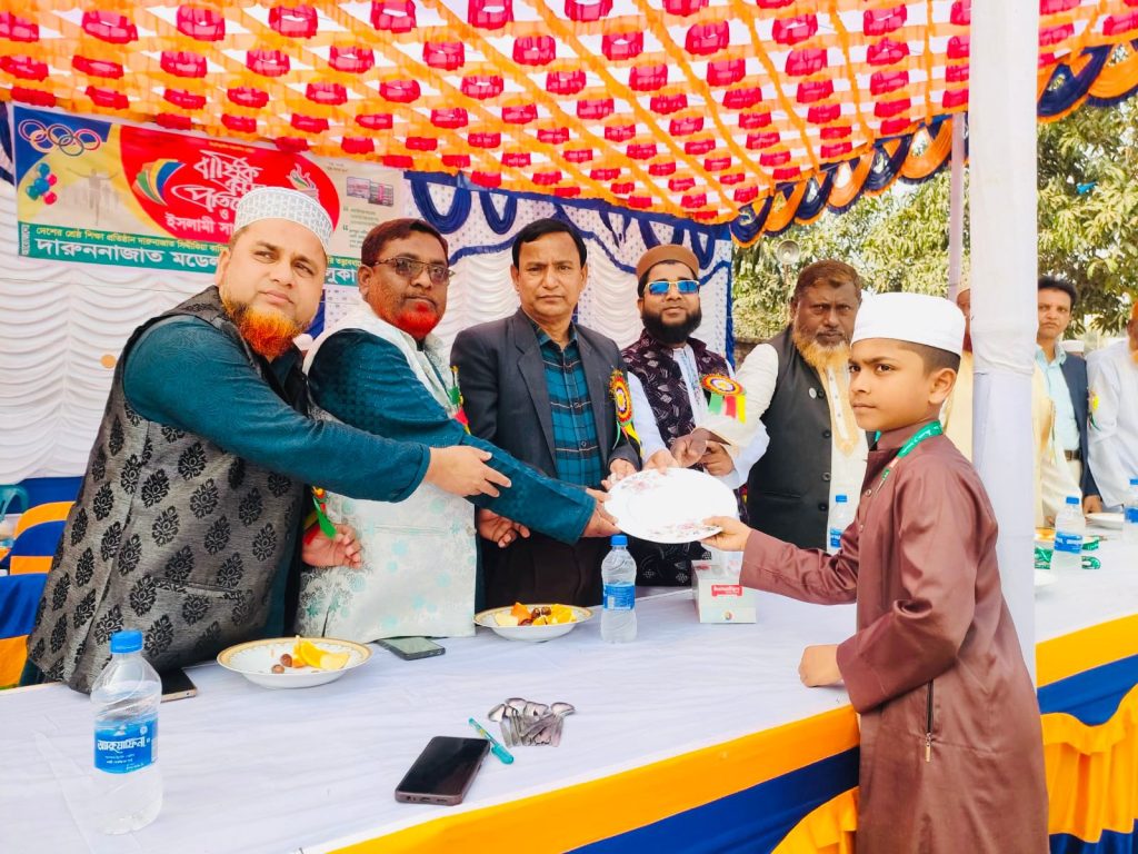 ভালুকায় দারুননাজাত মডেল মাদরাসার বার্ষিক ক্রীড়া প্রতিযোগিতা ও পুরস্কার বিতরণ