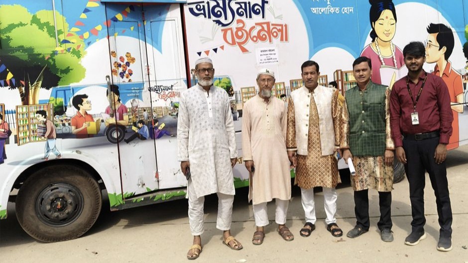 ভালুকায় মহান একুশে ফেব্রুয়ারি উপলক্ষে বইমেলা ও চিত্রাঙ্কন-কবিতা আবৃত্তি প্রতিযোগিতা অনুষ্ঠিত